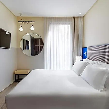 מלון H10 Art Gallery 4* Sup 4*