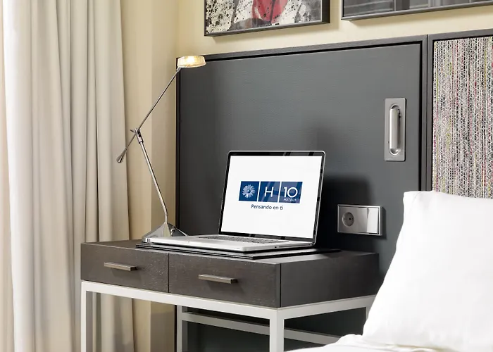 H10 아트 갤러리 4* 수프