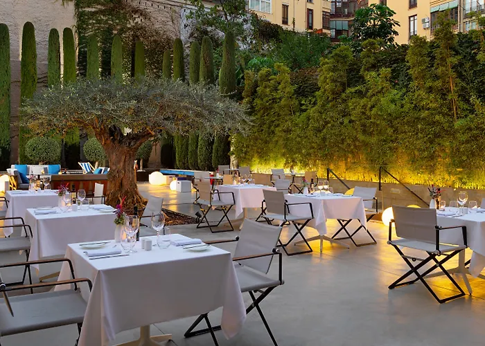 H10 아트 갤러리 4* 수프 호텔 4*