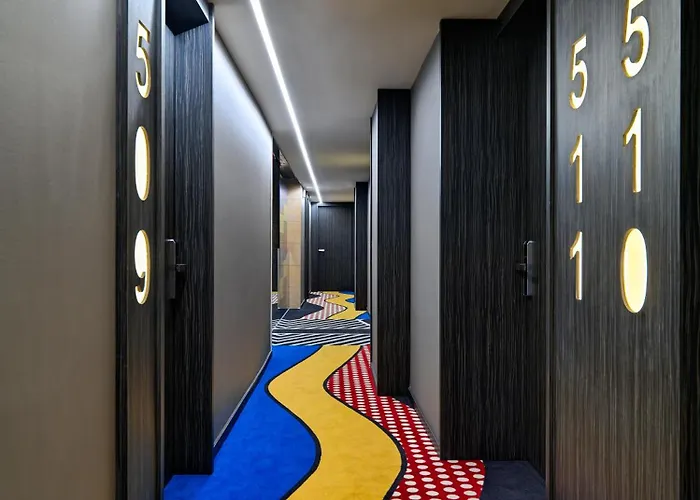 H10 아트 갤러리 4* 수프 호텔